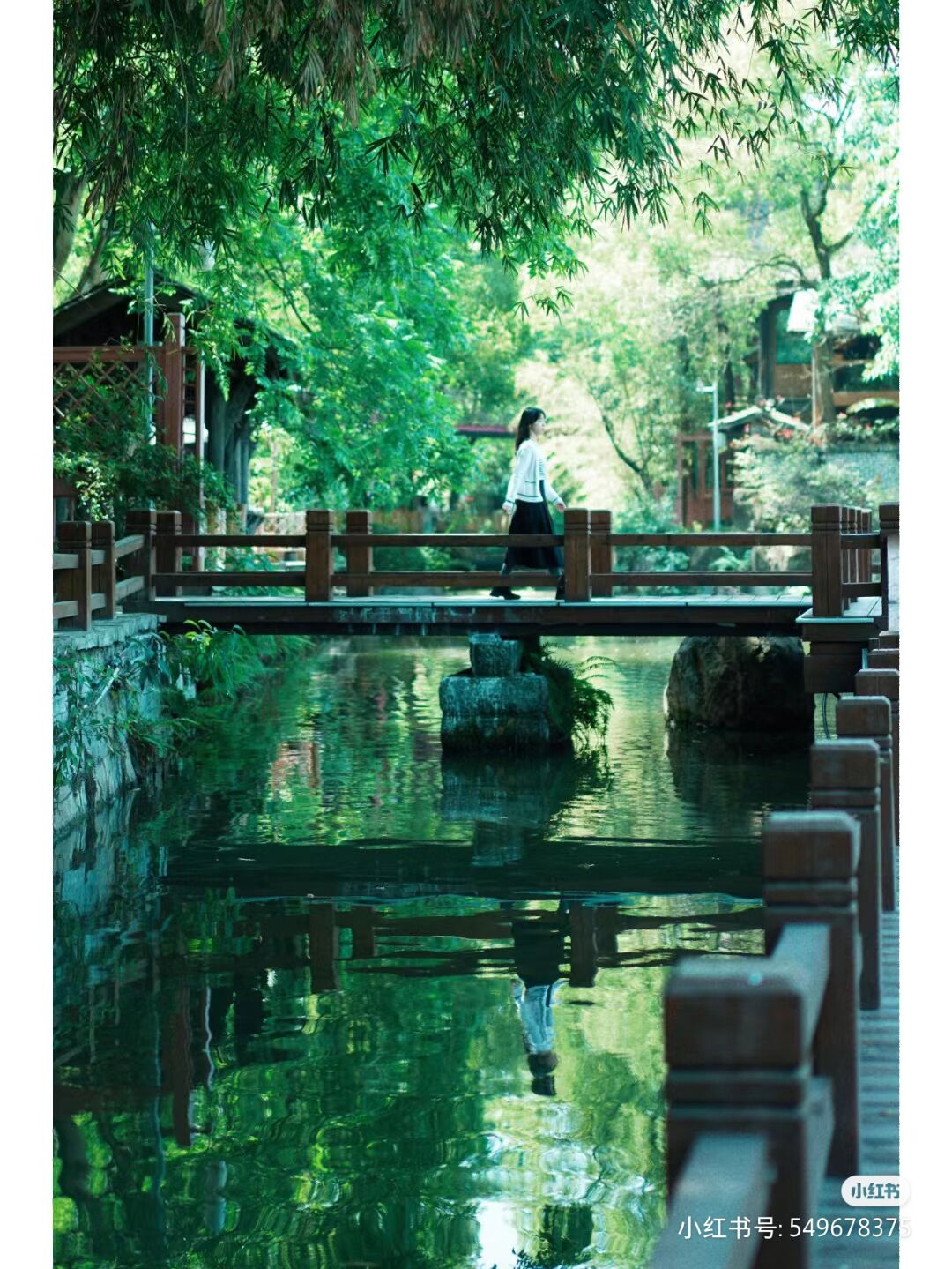 5C949A71505D8F3D3E7412F51D3FF80B