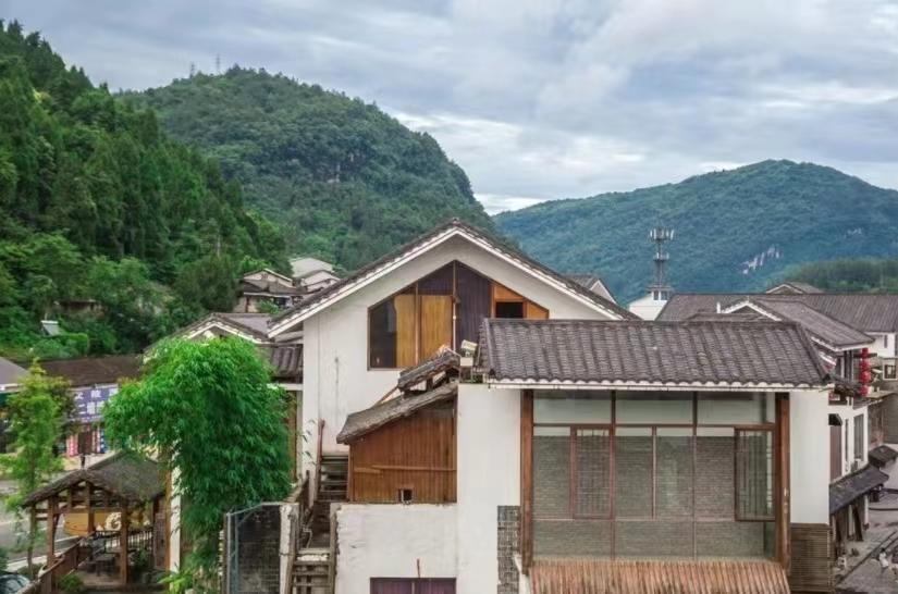 2833e87a9a5325cedb5e37da248d274 2833e87a9a5325cedb5e37da248d274