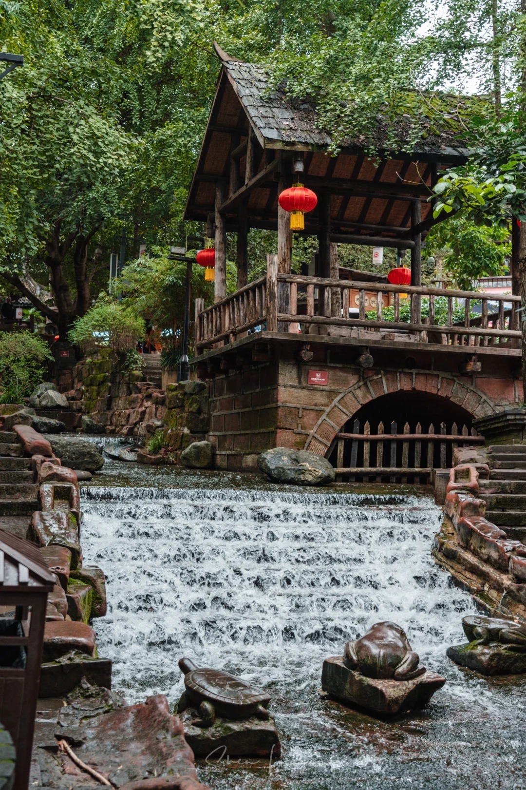 漫步黄龙溪古镇，感受历史韵味和水乡柔情_3_小宇儿爱旅行呀_来自小红书网页版