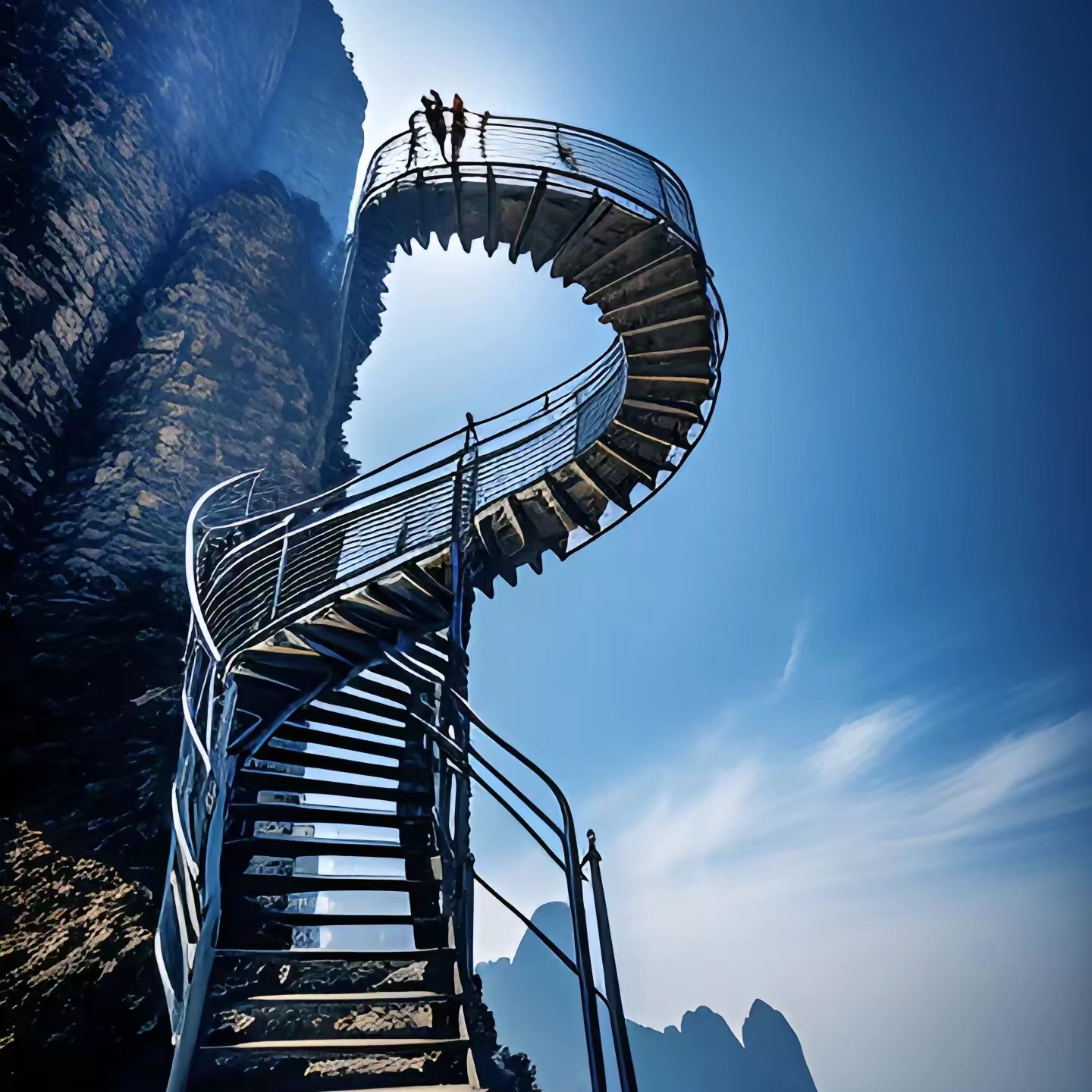 mmexport1720407812412