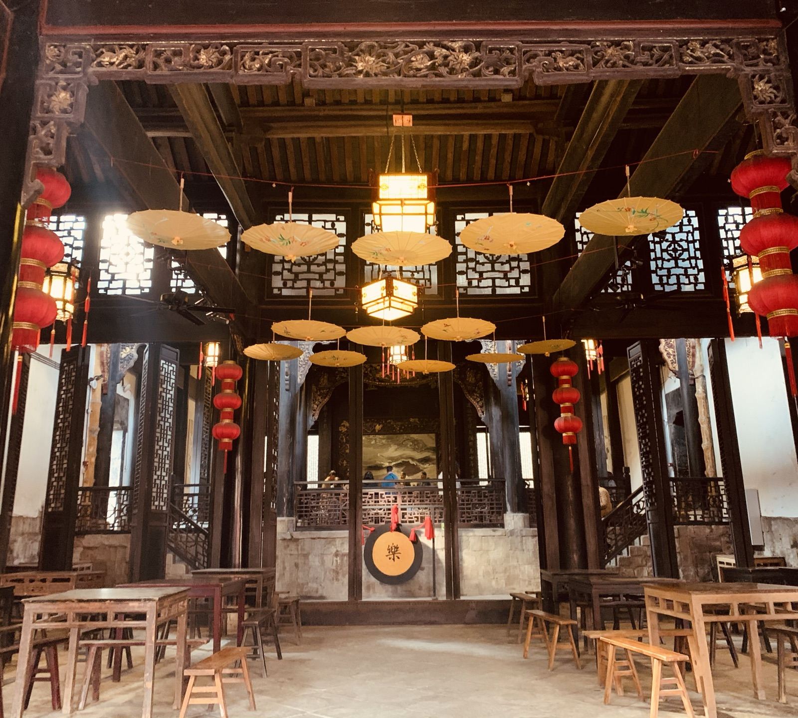 03052120008inf6sa0E03_R_1600_10000