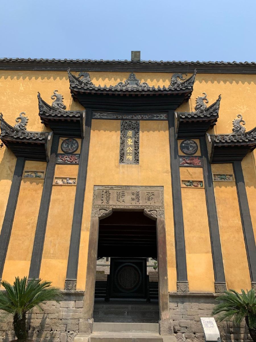 100g1g000001h5vvcB97C_R_10000_1200