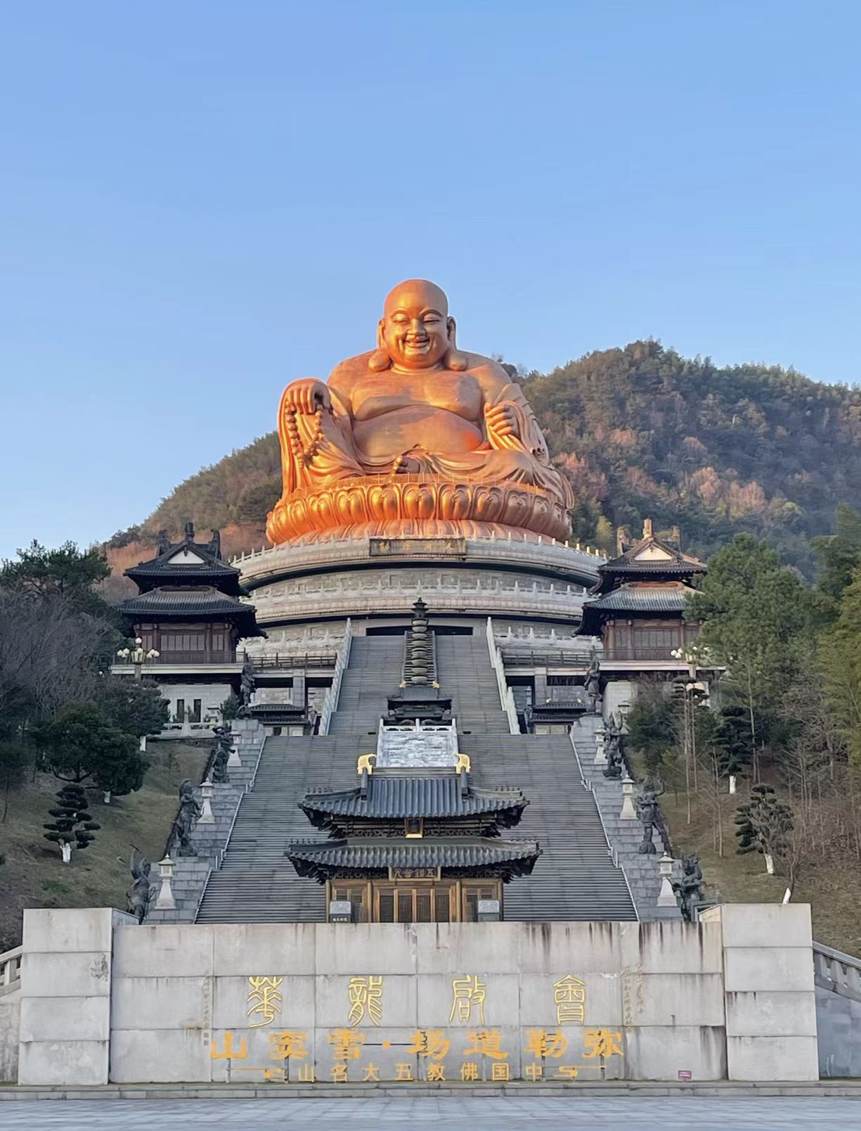 f1bc29b027ec82271b726f9a944a94ca f1bc29b027ec82271b726f9a944a94ca