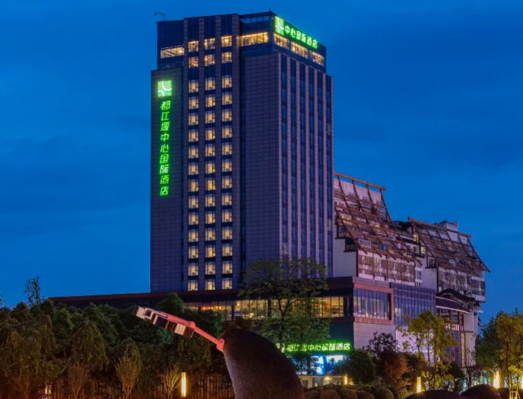 屏幕截图 2025-11-04 230836