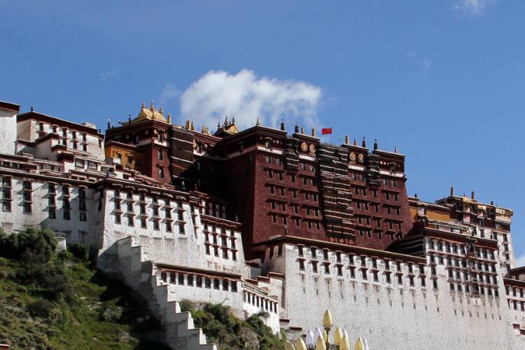 布达拉宫