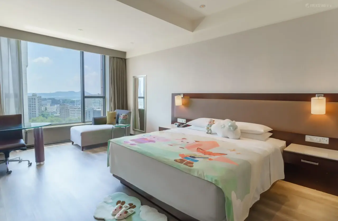 豪友团亲子主题房