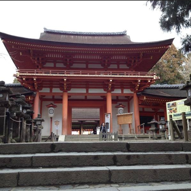 屏幕截图_10-11-2025_85336_cn.bing.com